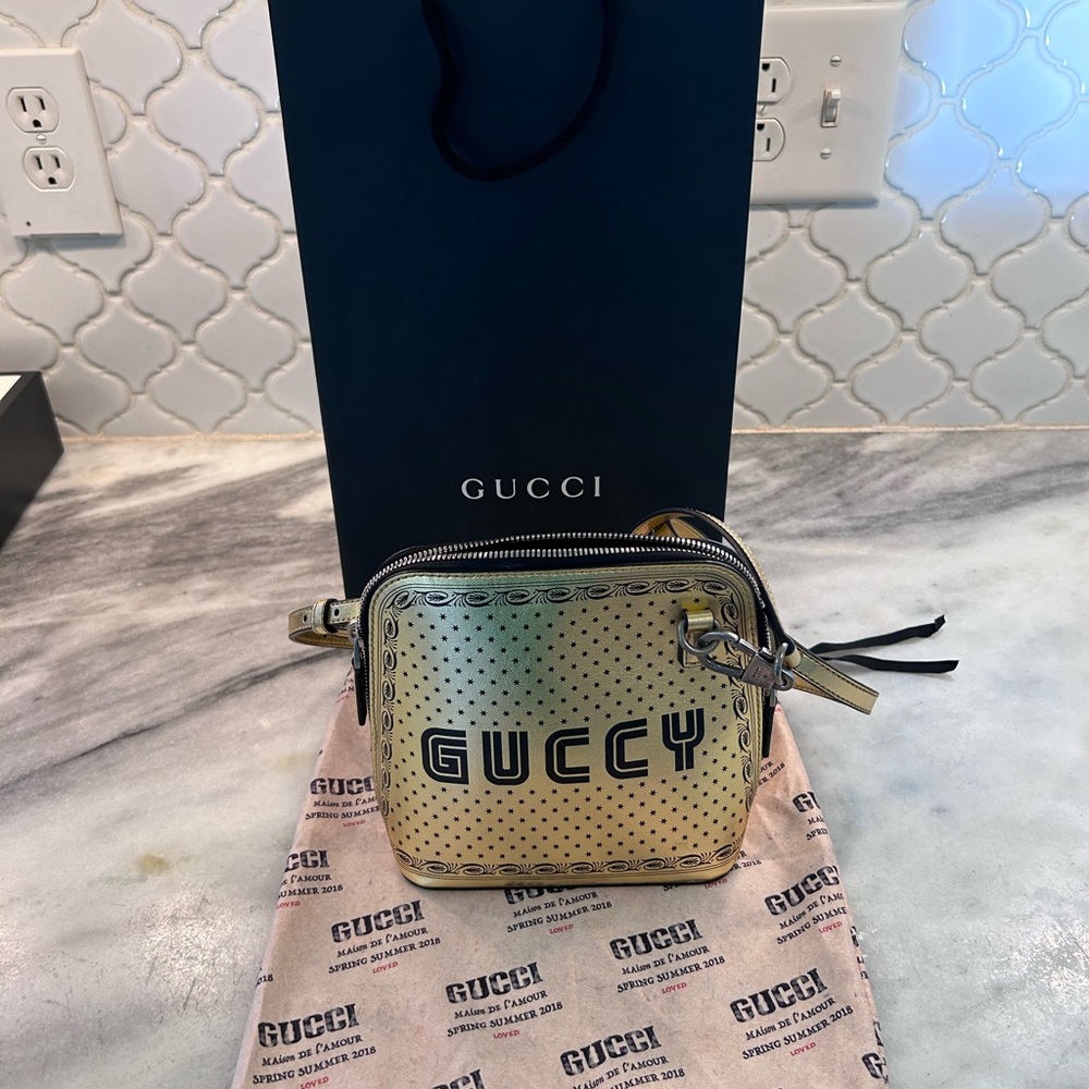 Gucci Gold Women's Bag